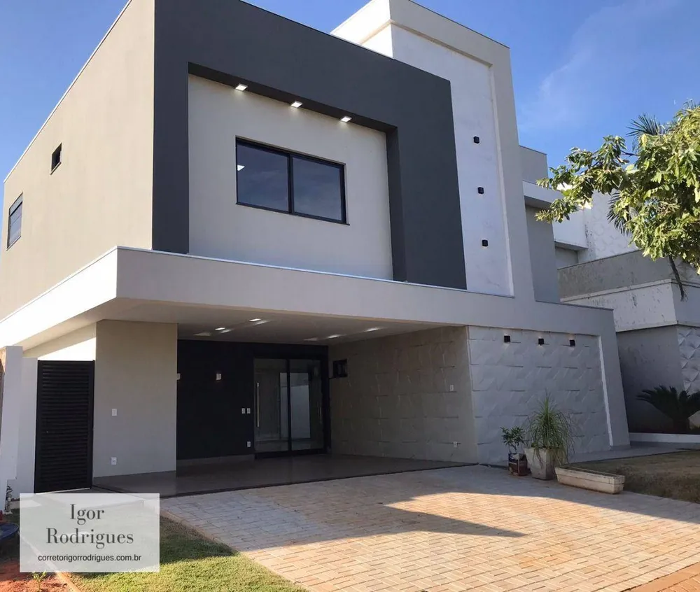 Sobrado, 4 quartos, 330 m² - Foto 1