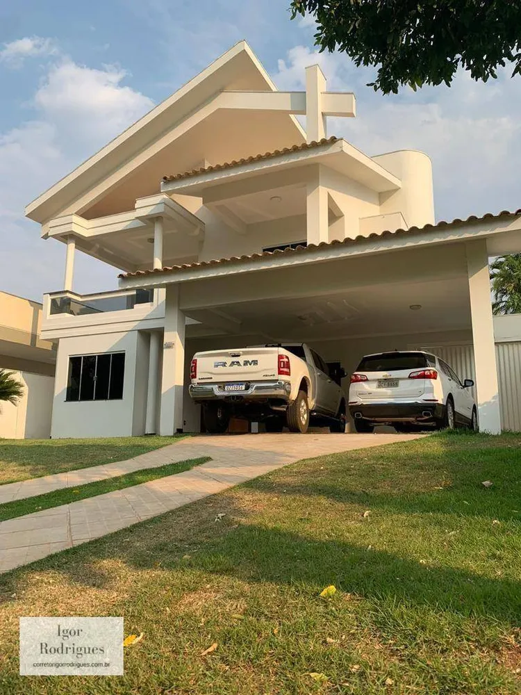 Sobrado, 3 quartos, 383 m² - Foto 1