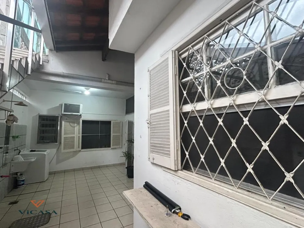 Casa, 3 quartos, 200 m² - Foto 1