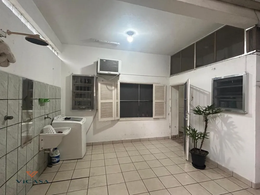 Casa, 3 quartos, 200 m² - Foto 9