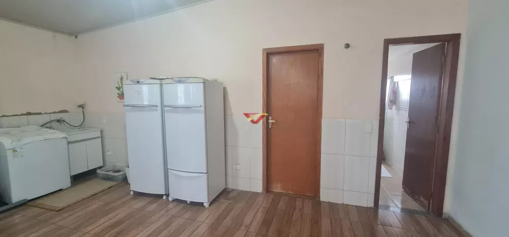Sobrado, 4 quartos, 215 m² - Foto 2