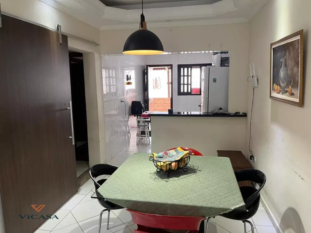 Casa, 3 quartos, 141 m² - Foto 4