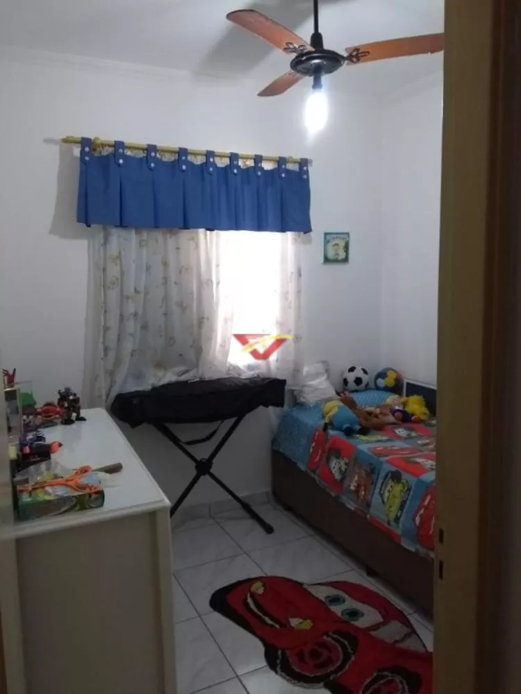 Casa, 4 quartos, 161 m² - Foto 2