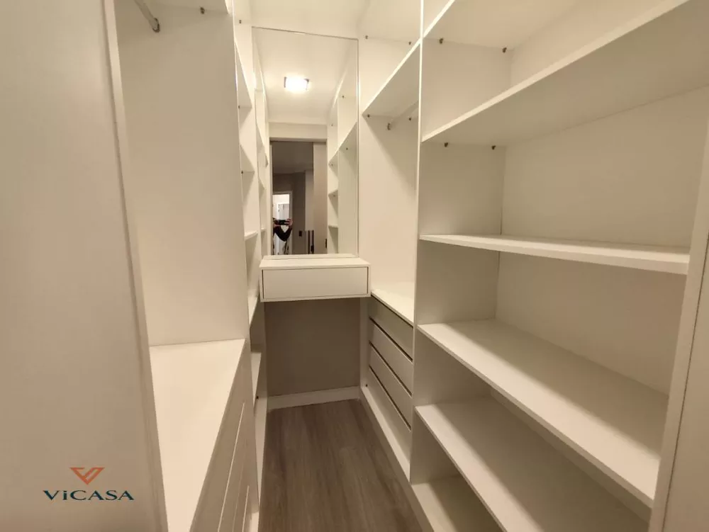 Apartamento, 3 quartos, 191 m² - Foto 4
