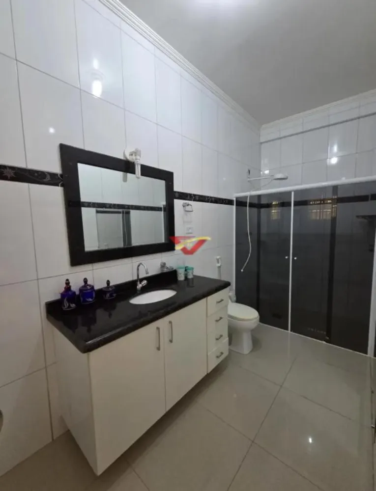 Casa, 3 quartos, 257 m² - Foto 15