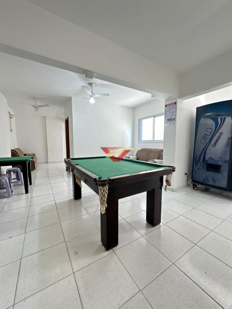 Apartamento à venda com 2 quartos, 70m² - Foto 2
