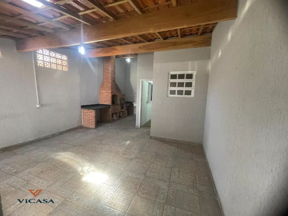 Casa, 3 quartos, 181 m² - Foto 1