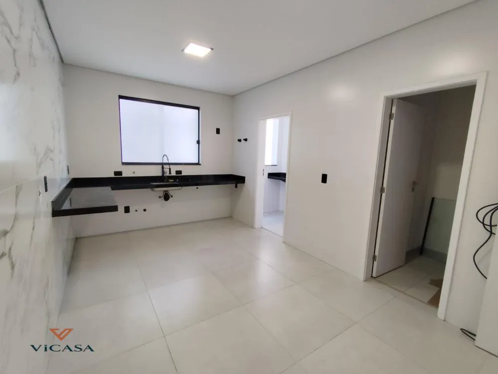 Casa, 4 quartos, 290 m² - Foto 7