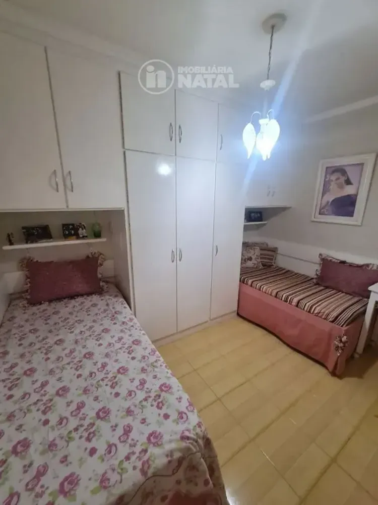 Casa, 4 quartos, 340 m² - Foto 3
