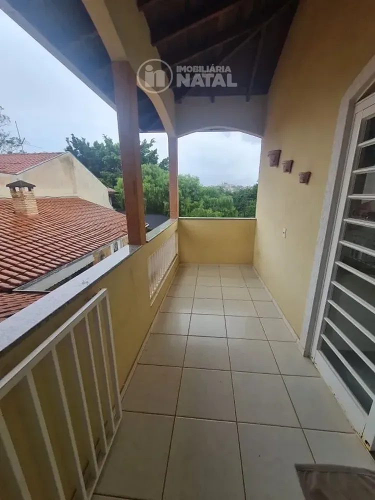 Casa, 4 quartos, 340 m² - Foto 2