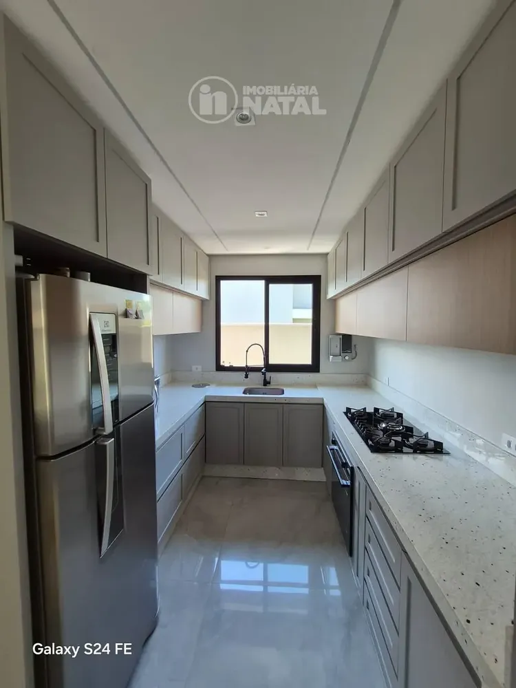 Casa, 3 quartos, 210 m² - Foto 6