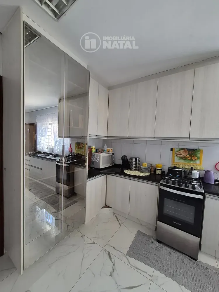 Casa, 5 quartos, 280 m² - Foto 5