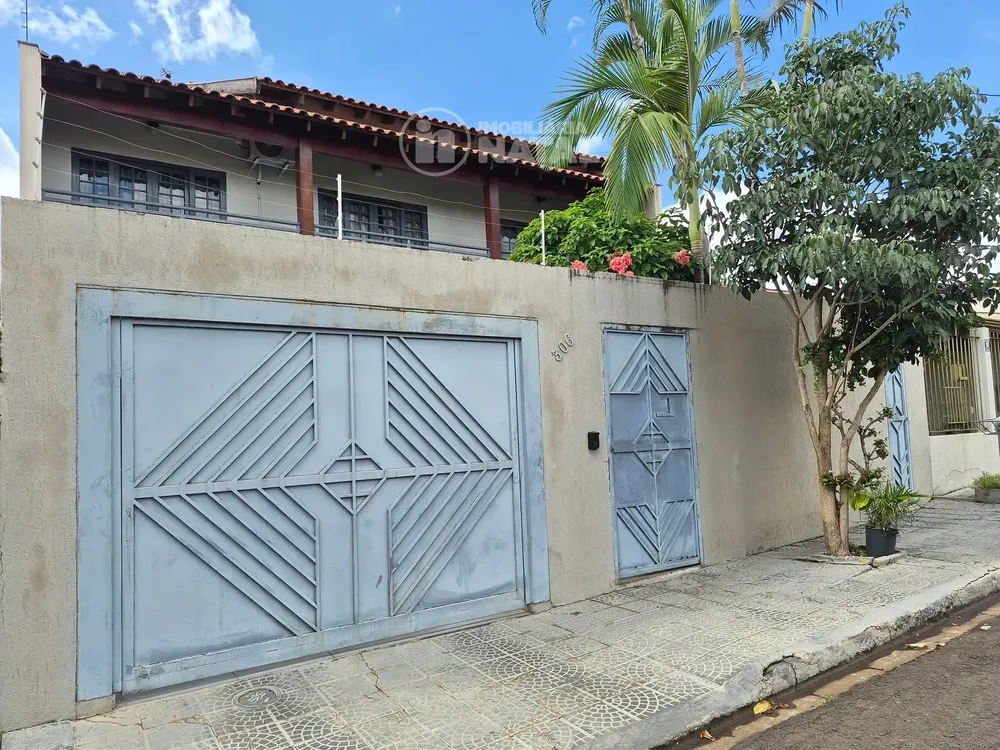 Casa, 5 quartos, 280 m² - Foto 1