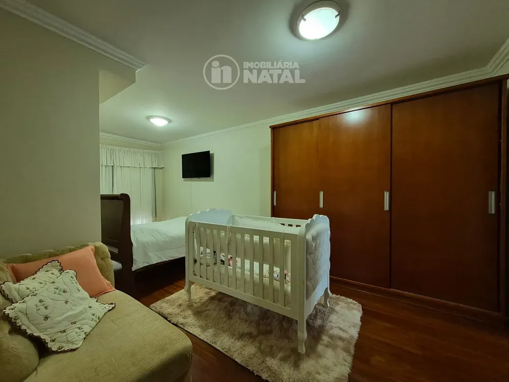 Casa, 5 quartos, 280 m² - Foto 10