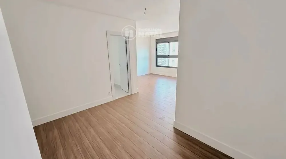 Apartamento, 3 quartos, 216 m² - Foto 5