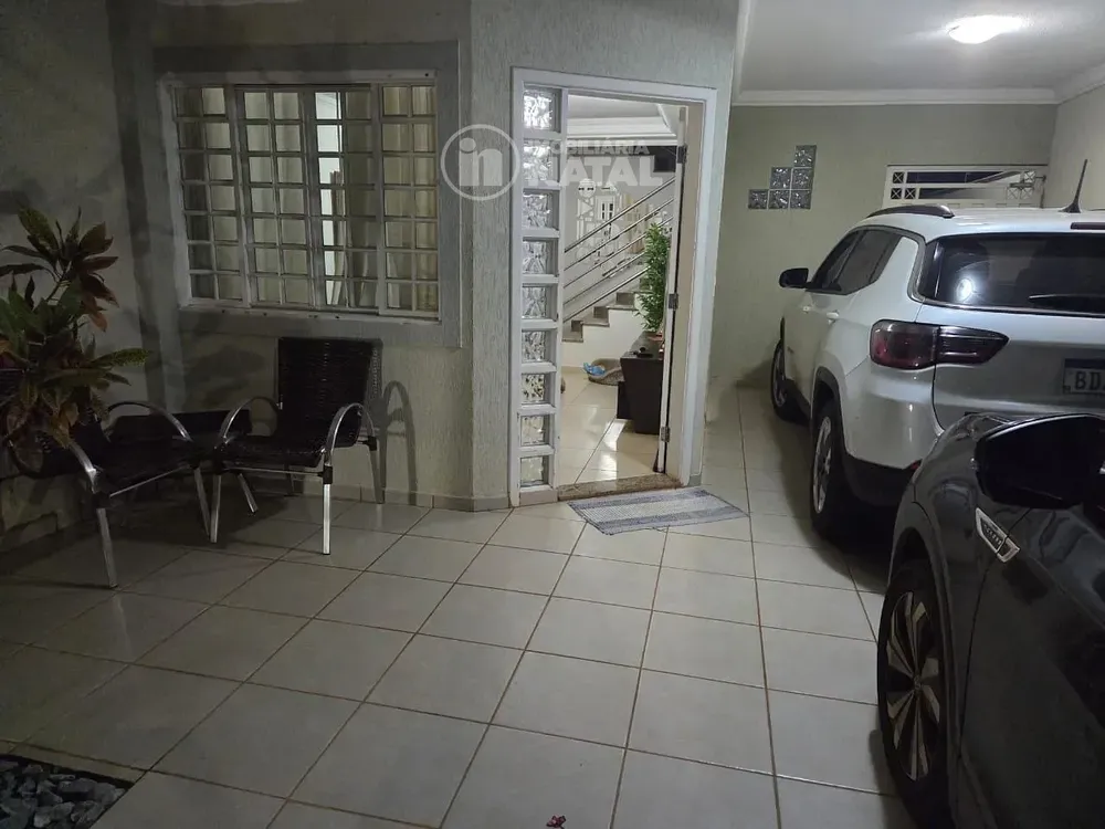 Casa, 3 quartos, 180 m² - Foto 1