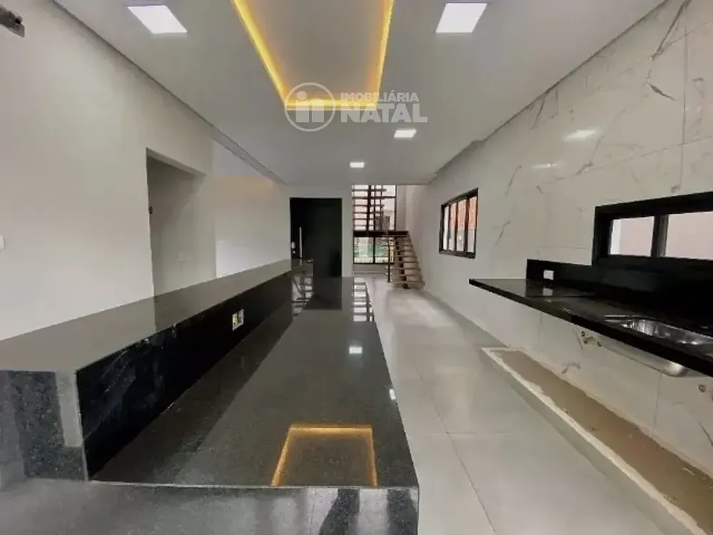 Casa, 3 quartos, 235 m² - Foto 1