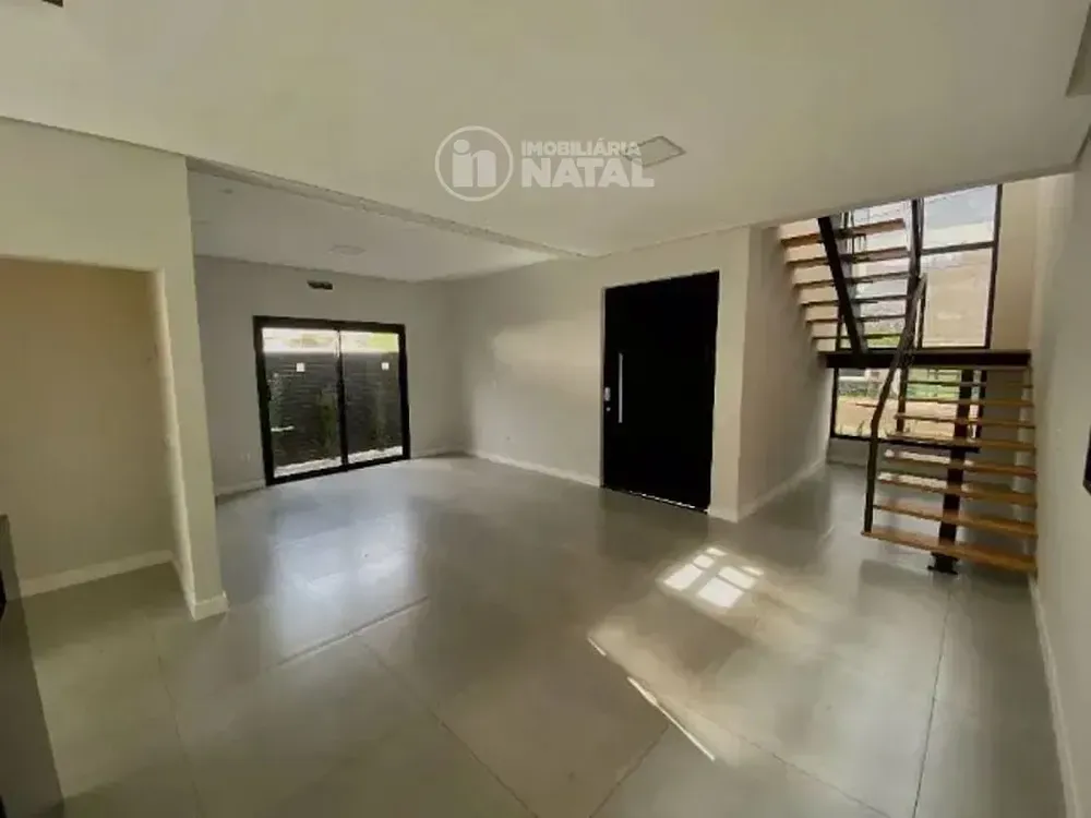 Casa, 3 quartos, 235 m² - Foto 3