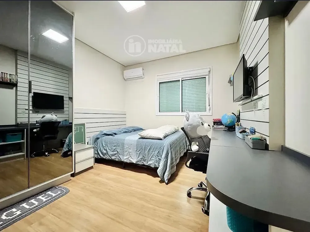 Casa, 3 quartos, 250 m² - Foto 14