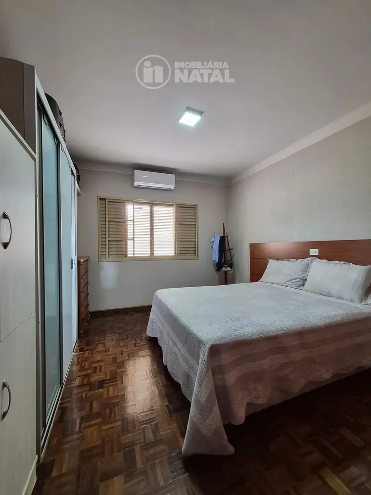 Casa, 3 quartos, 209 m² - Foto 4