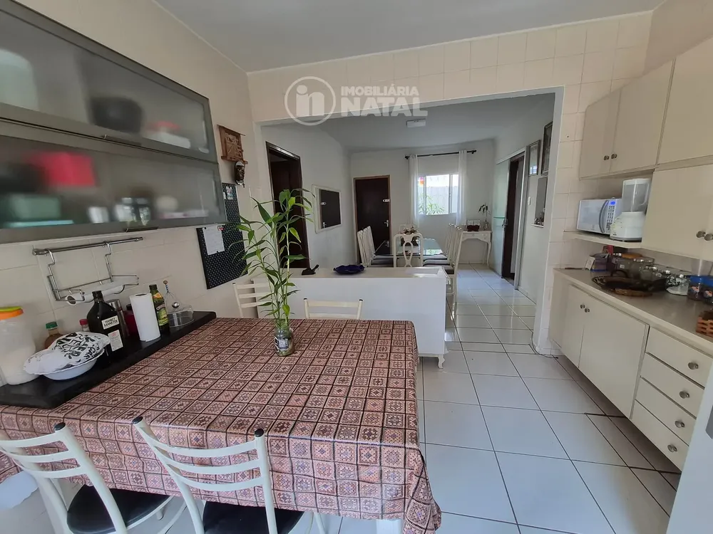 Casa, 3 quartos, 209 m² - Foto 2