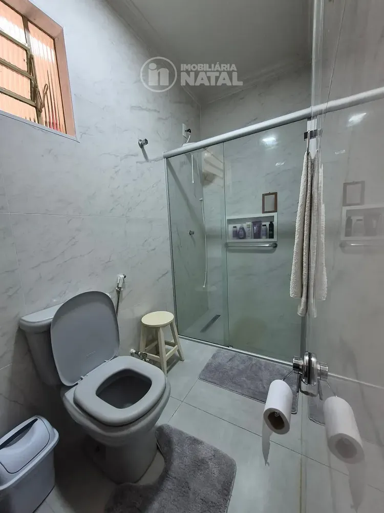 Casa, 3 quartos, 209 m² - Foto 1