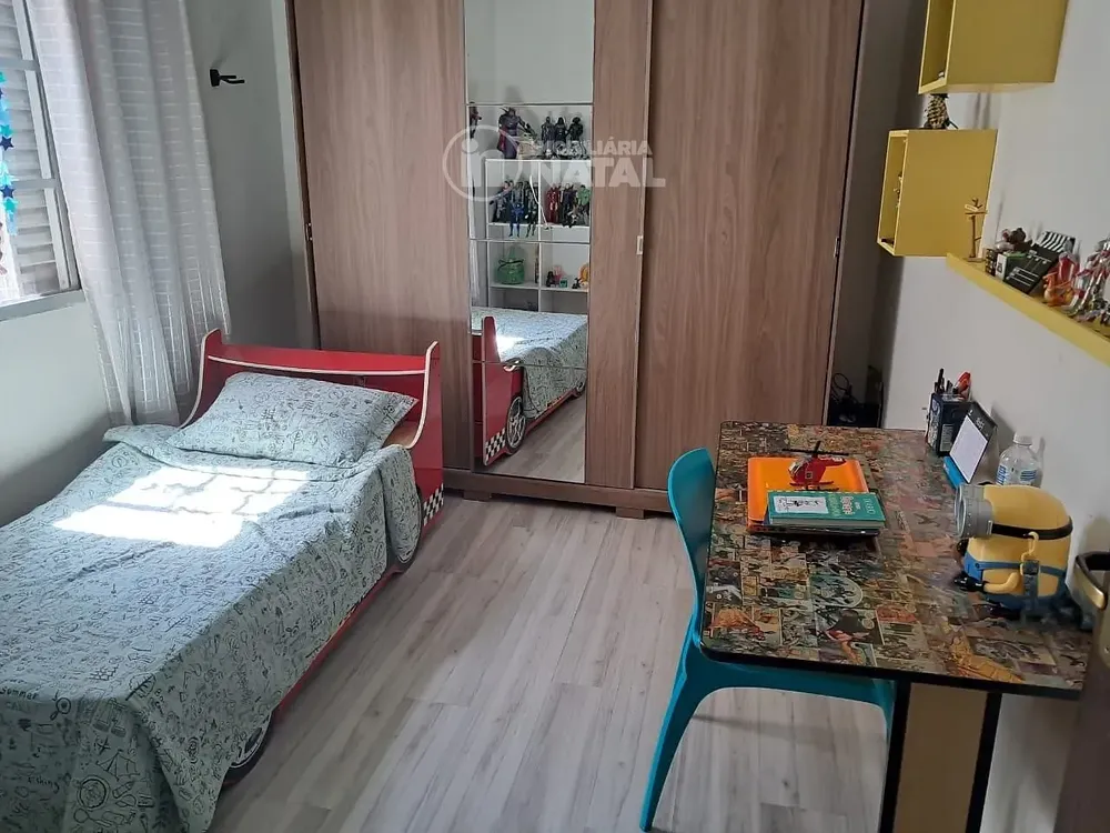 Casa, 3 quartos, 280 m² - Foto 4