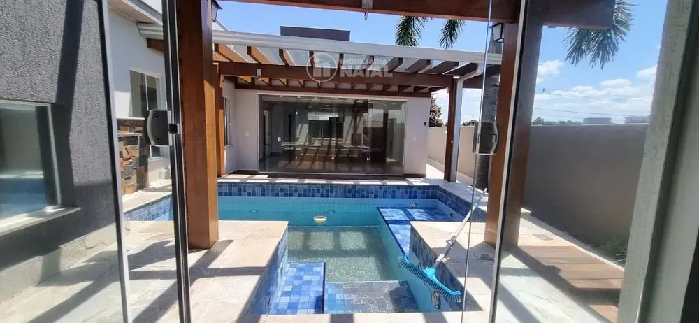 Casa, 3 quartos, 250 m² - Foto 12
