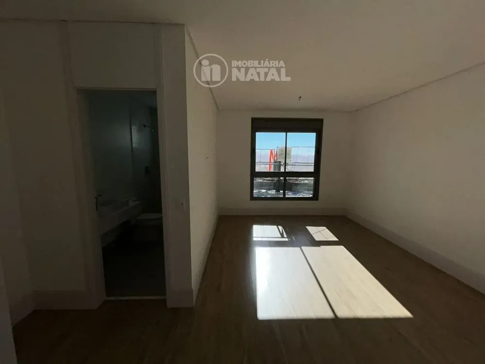 Apartamento, 3 quartos, 323 m² - Foto 4