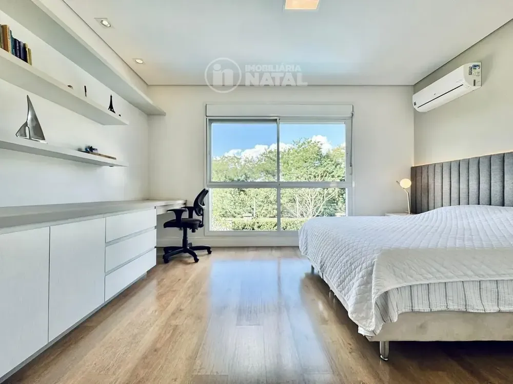 Casa, 3 quartos, 261 m² - Foto 9