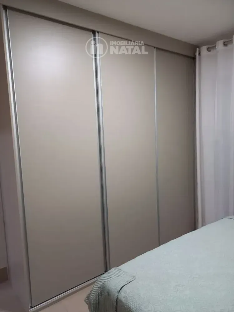Casa, 5 quartos, 184 m² - Foto 2