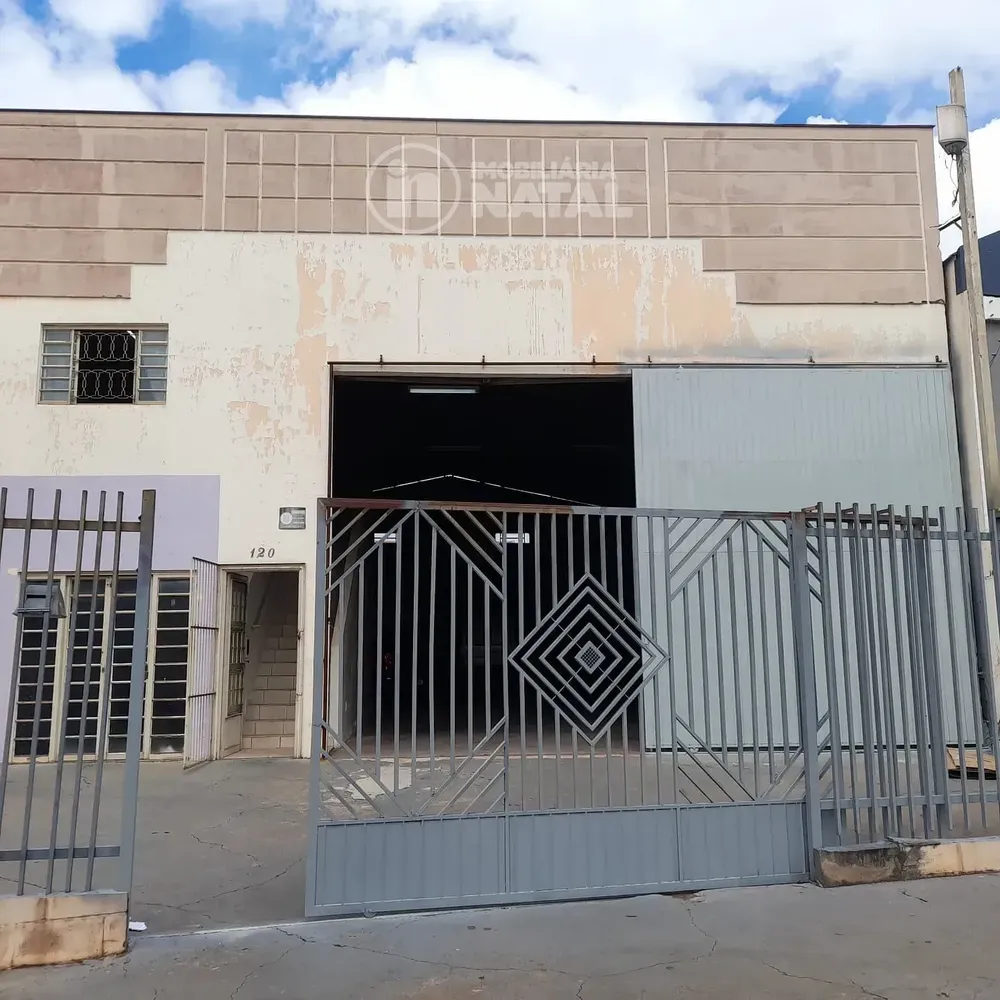 Sala-Conjunto, 330 m² - Foto 1