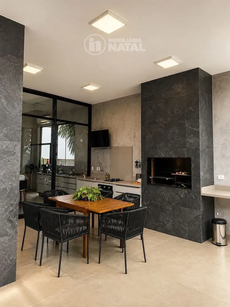 Casa, 3 quartos, 239 m² - Foto 3