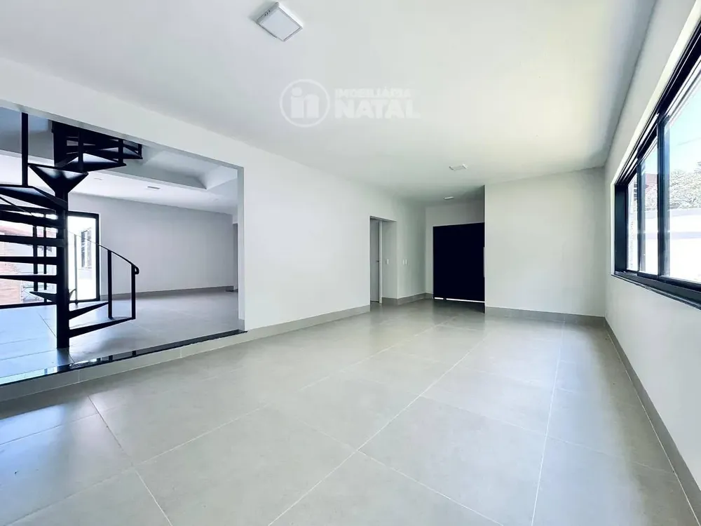 Casa, 6 quartos, 467 m² - Foto 1