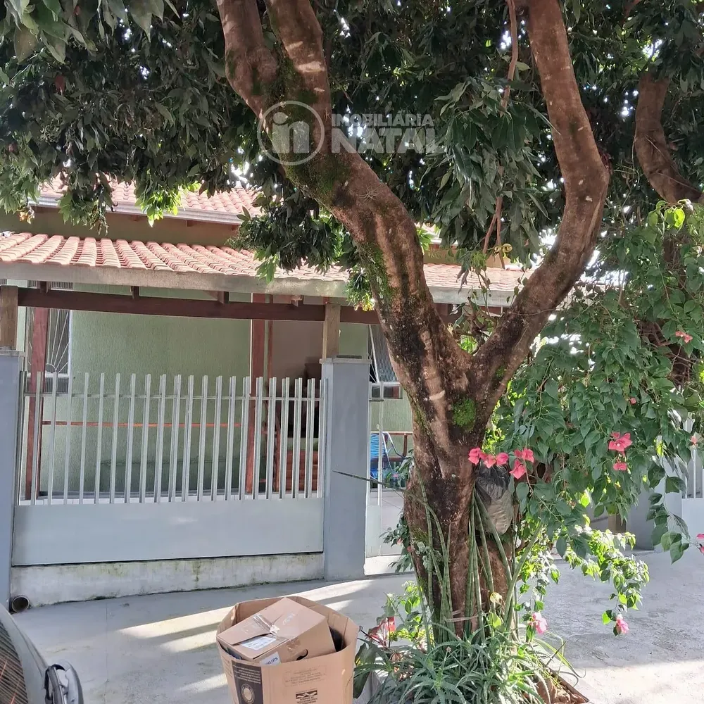 Casa, 5 quartos, 211 m² - Foto 3