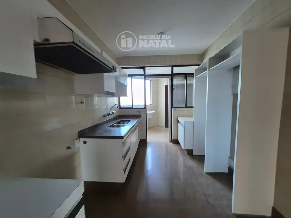 Apartamento, 4 quartos, 213 m² - Foto 3