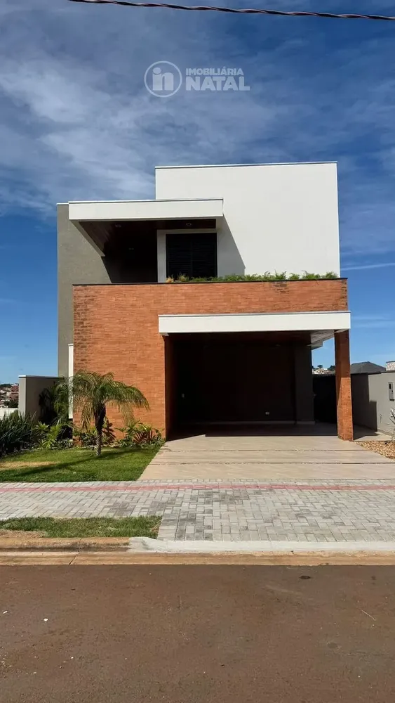 Casa, 2 quartos, 242 m² - Foto 1