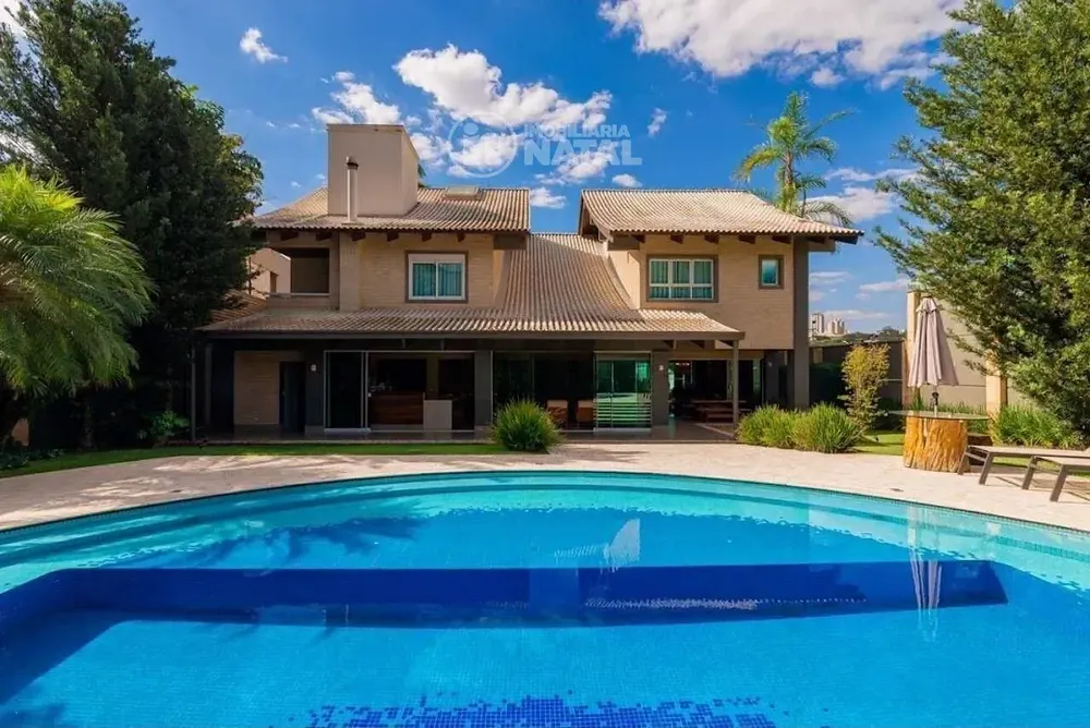 Casa, 4 quartos, 731 m² - Foto 1