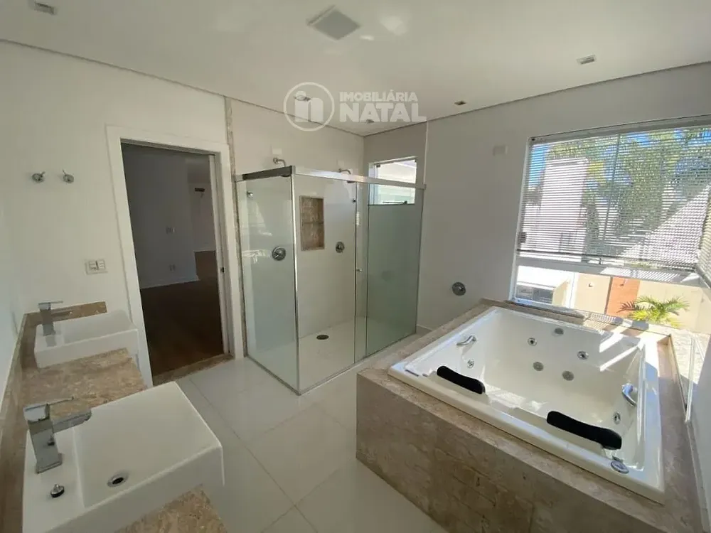 Casa, 5 quartos, 10 m² - Foto 8