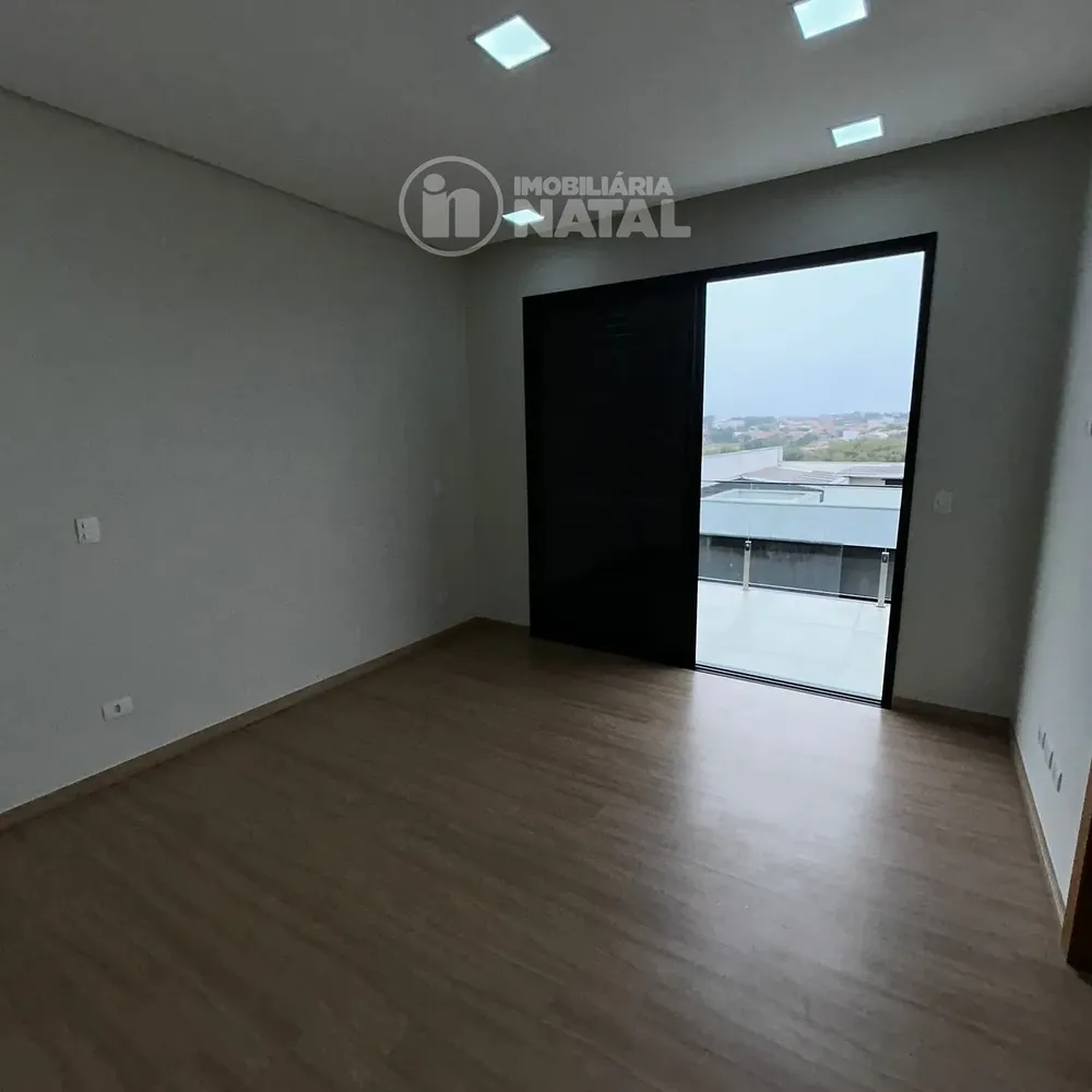 Casa, 3 quartos, 198 m² - Foto 1