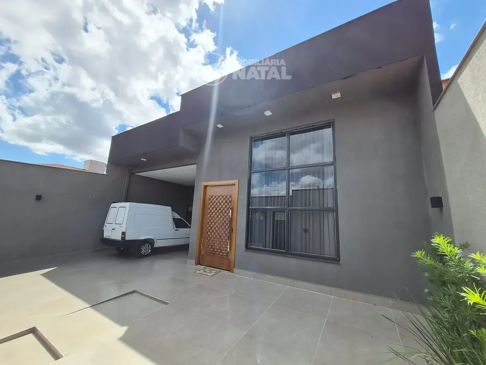 Casa, 3 quartos, 178 m² - Foto 1