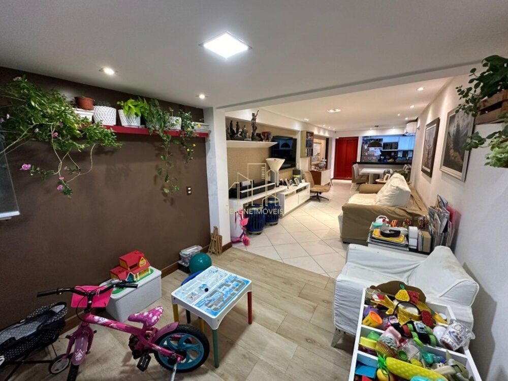 Apartamento à venda com 2 quartos, 94m² - Foto 2