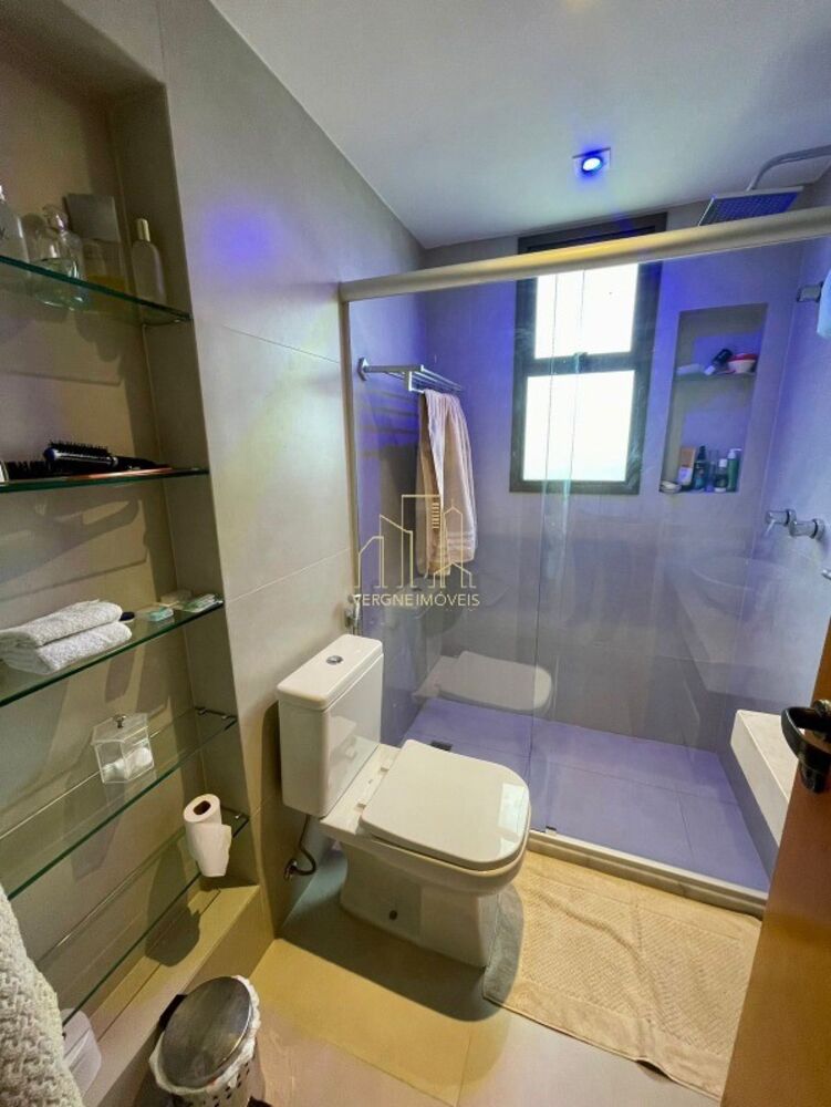 Apartamento à venda com 3 quartos, 137m² - Foto 8