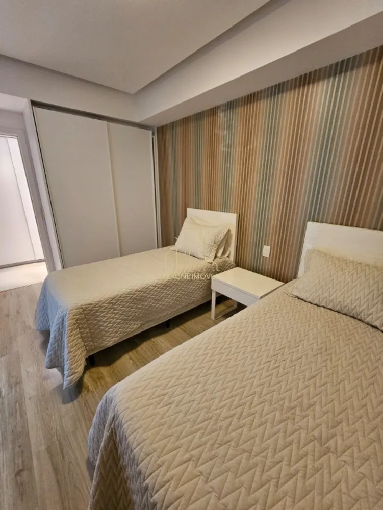 Apartamento, 3 quartos, 235 m² - Foto 11