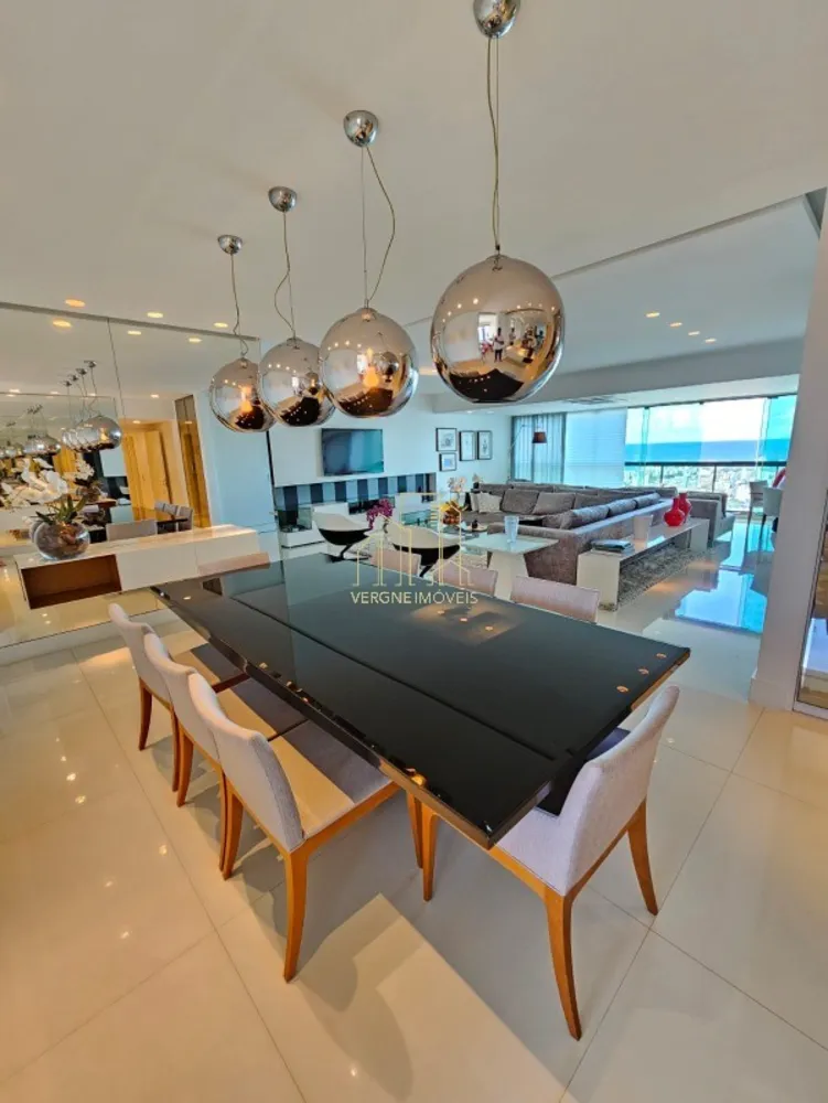 Apartamento, 3 quartos, 235 m² - Foto 1