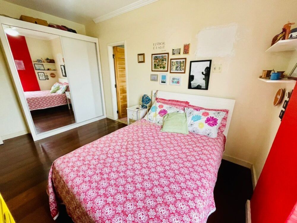 Apartamento à venda com 4 quartos, 200m² - Foto 4