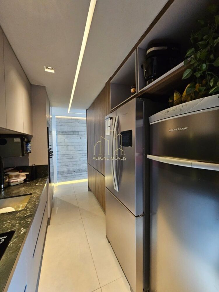 Cobertura à venda com 2 quartos, 136m² - Foto 4