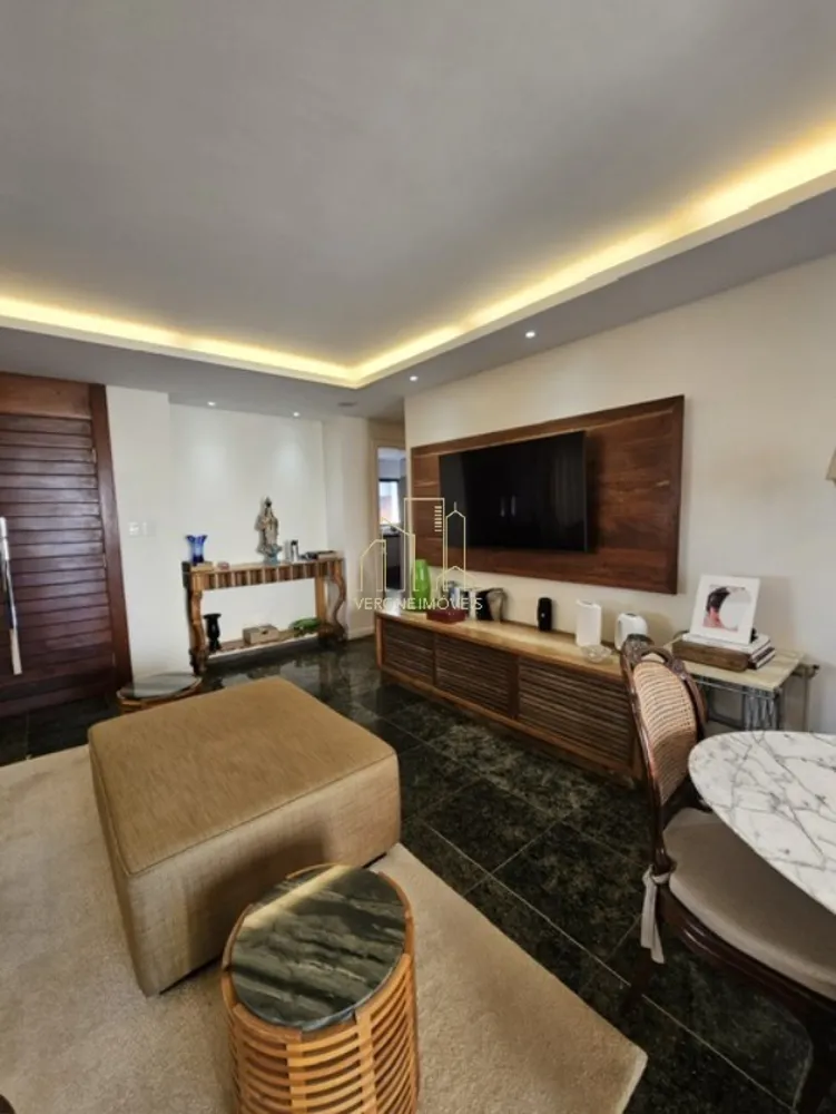 Apartamento, 3 quartos, 205 m² - Foto 2
