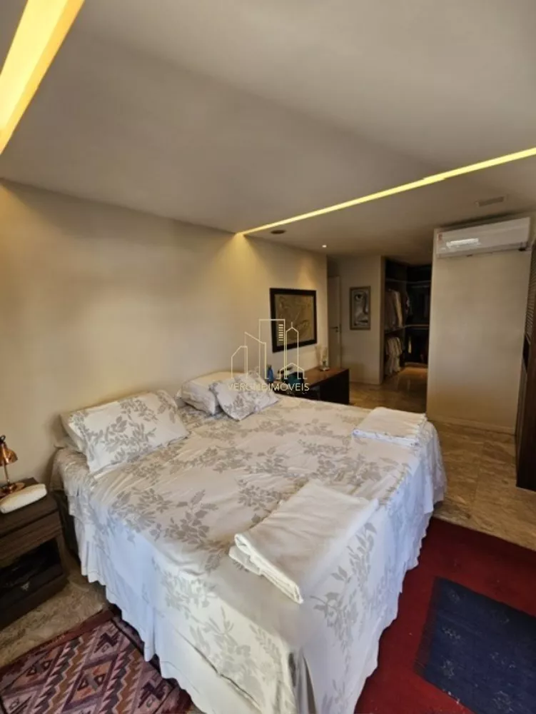 Apartamento, 3 quartos, 205 m² - Foto 2