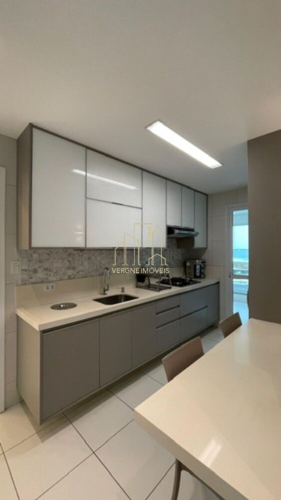 Apartamento, 3 quartos, 142 m² - Foto 2